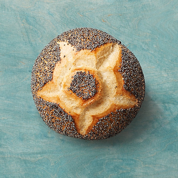 Weizenbrötchen mit Mohn