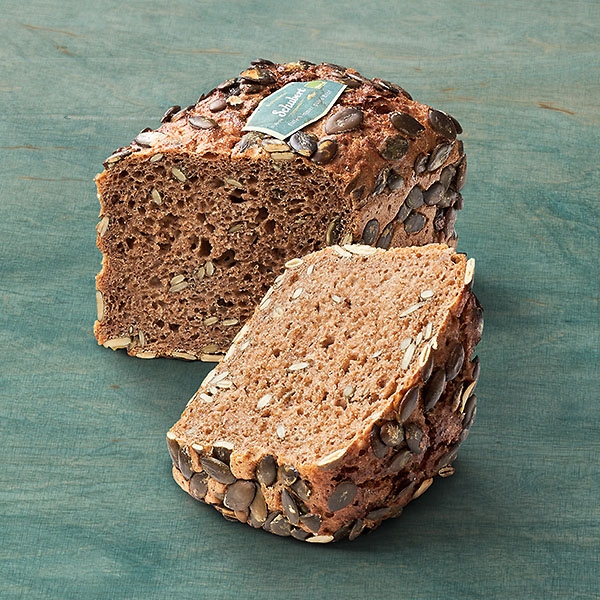 Roggenmisch-Vollkornbrot mit Kürbiskernen